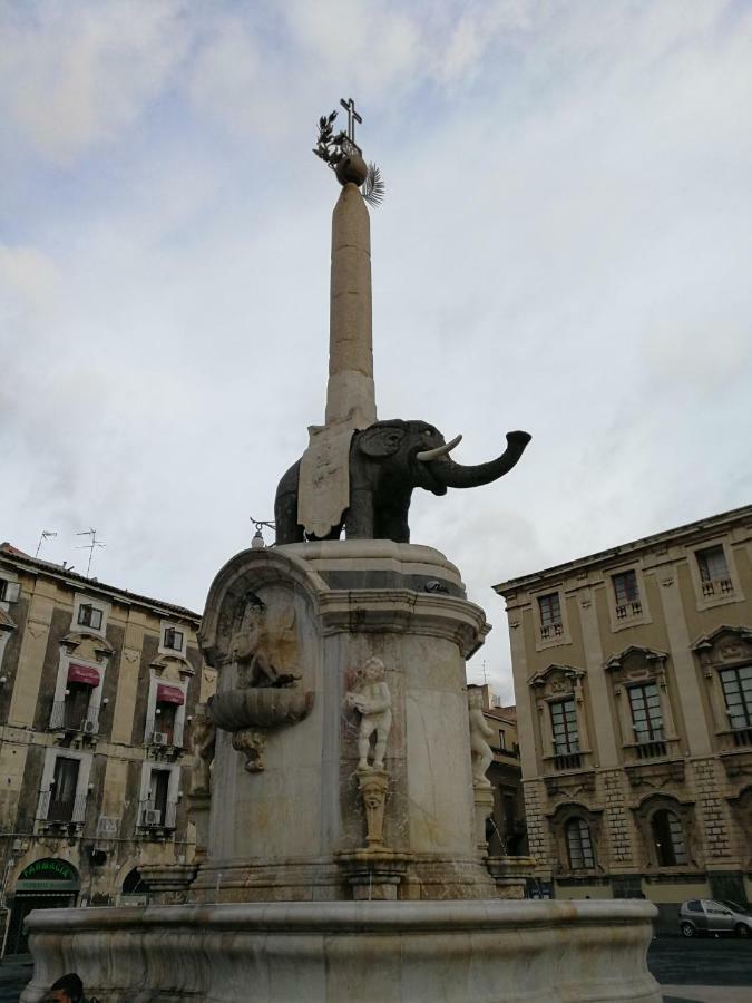 La Mansarda Di Ninni Catania Exterior photo